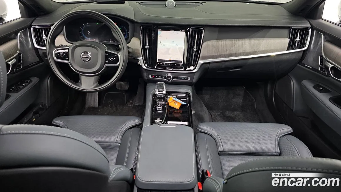 Volvo S90 2022 из KR, фото 4