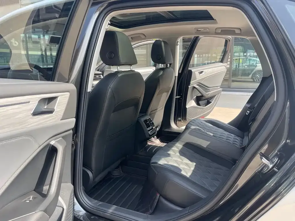 Volkswagen Sagitar 2022 из CN, фото 3