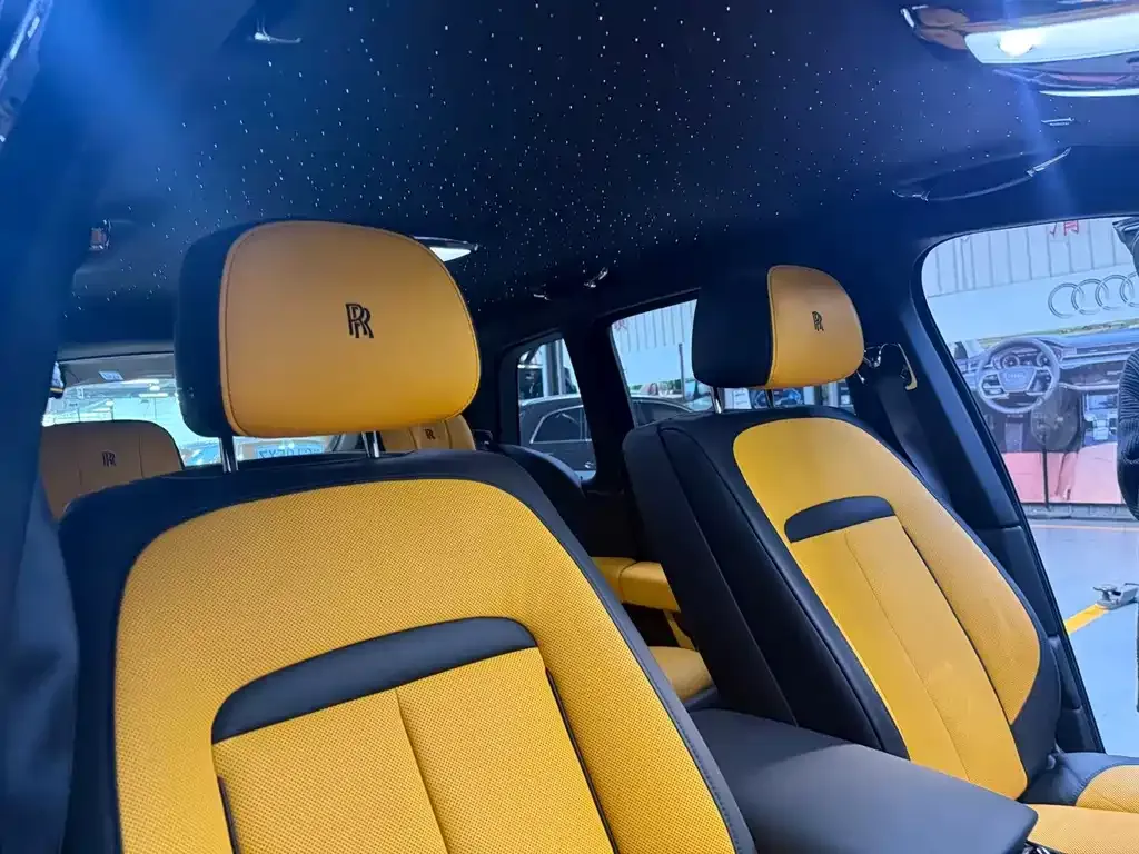 Rolls-Royce Cullinan 2021 из CN, фото 6