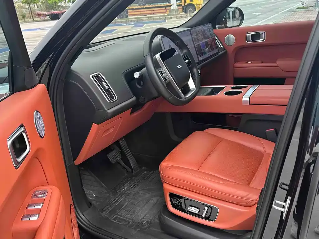 Li Auto L8 2023 из CN, фото 4