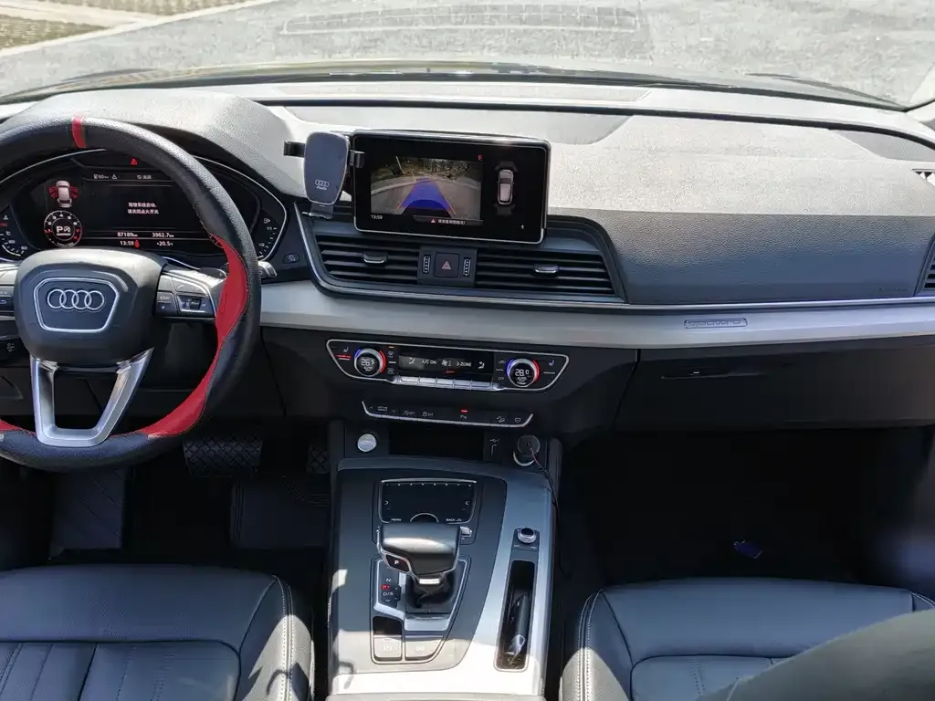 Audi Q5L 2021 из CN, фото 8