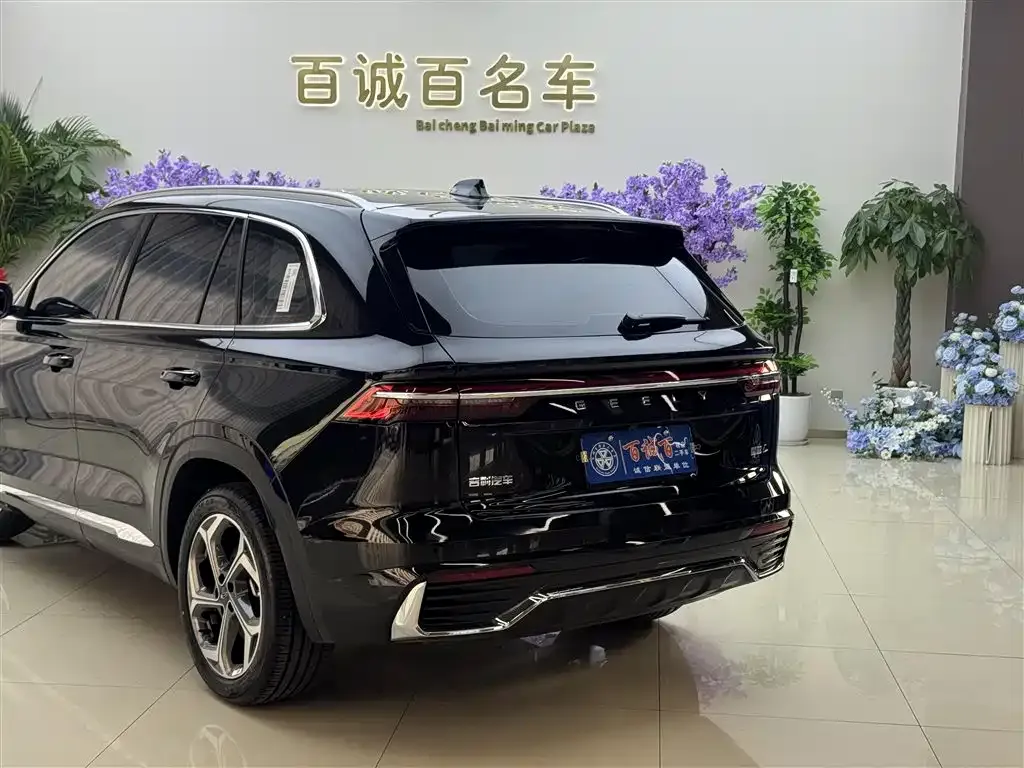 Geely Xingyue L — фото 7