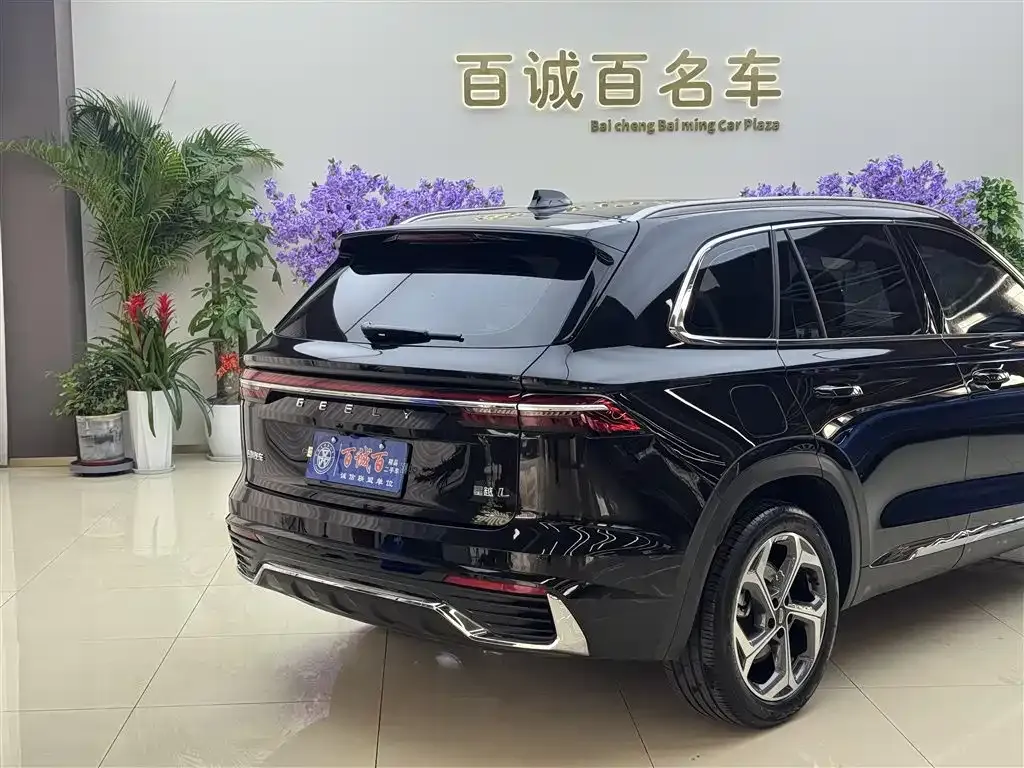 Geely Xingyue L — фото 4