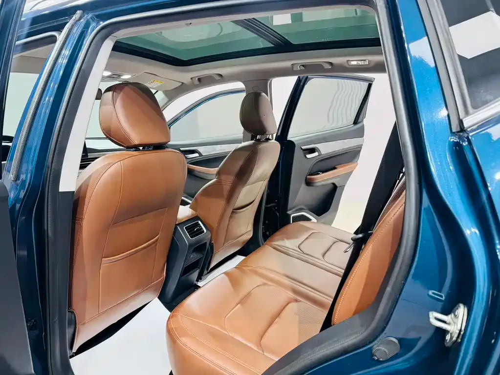 Geely Vision X6 — фото 3