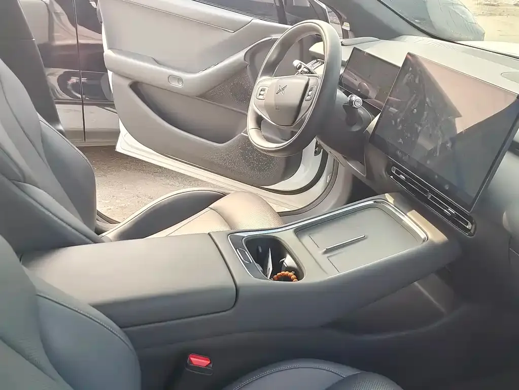 XPeng P7+ 2025 из CN, фото 6