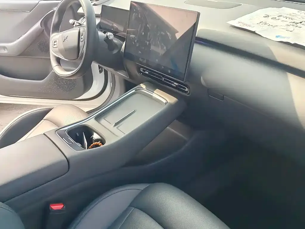 XPeng P7+ 2025 из CN, фото 2