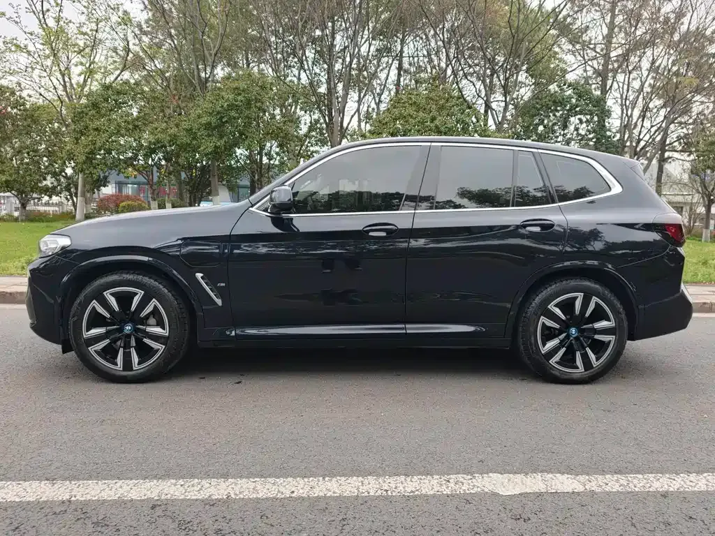 BMW iX3 2022 из CN, фото 9