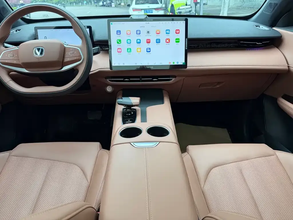 Changan UNI-Z 2024 из CN, фото 2