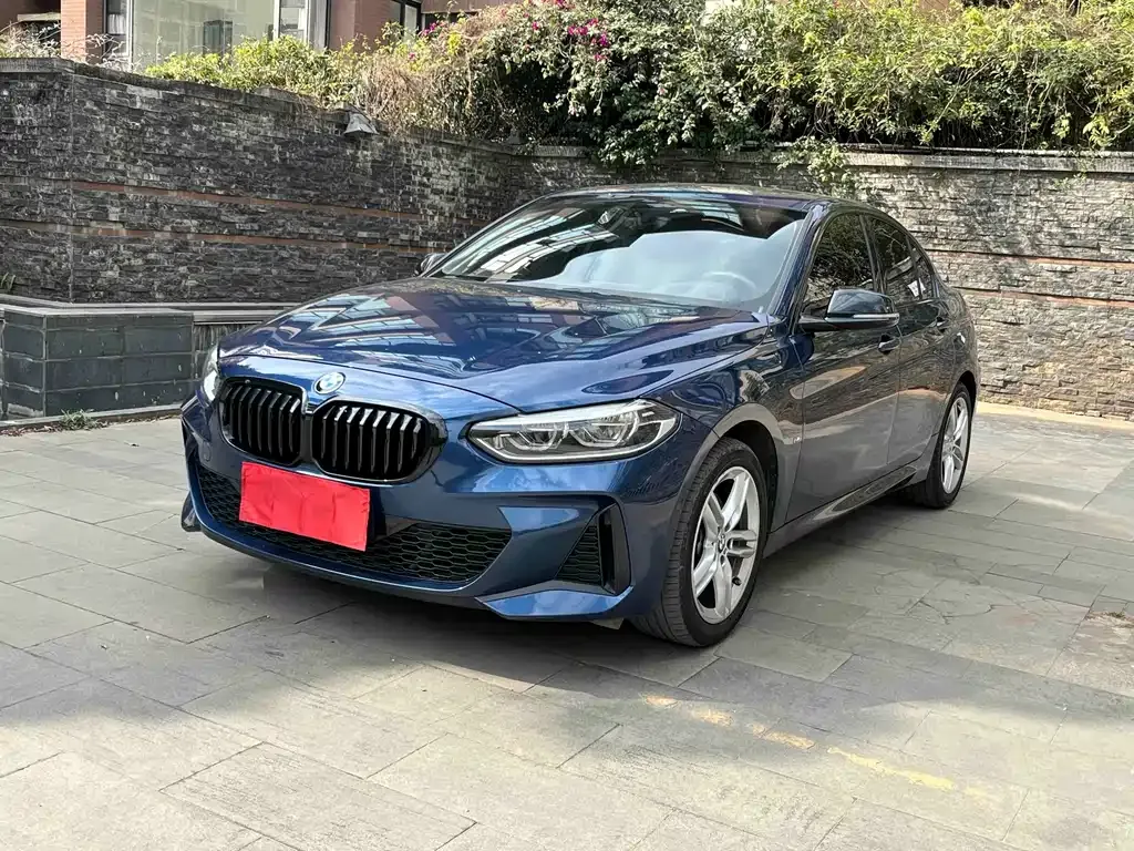 BMW 1 Series — фото 1