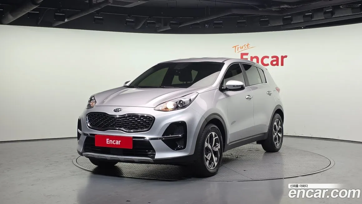 Kia Sportage — фото 1