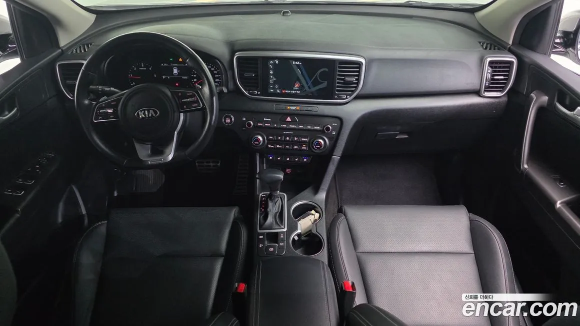 Kia Sportage — фото 8