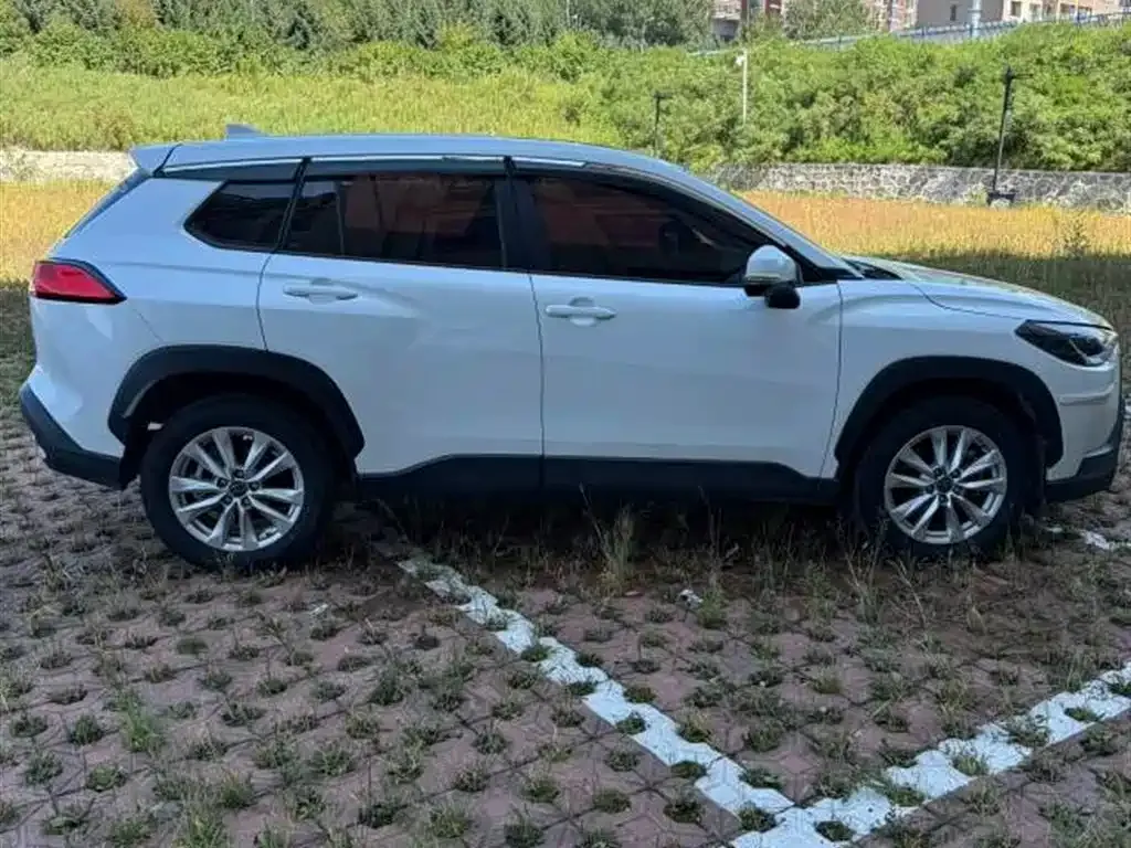 Toyota Corolla Cross 2022 из CN, фото 3