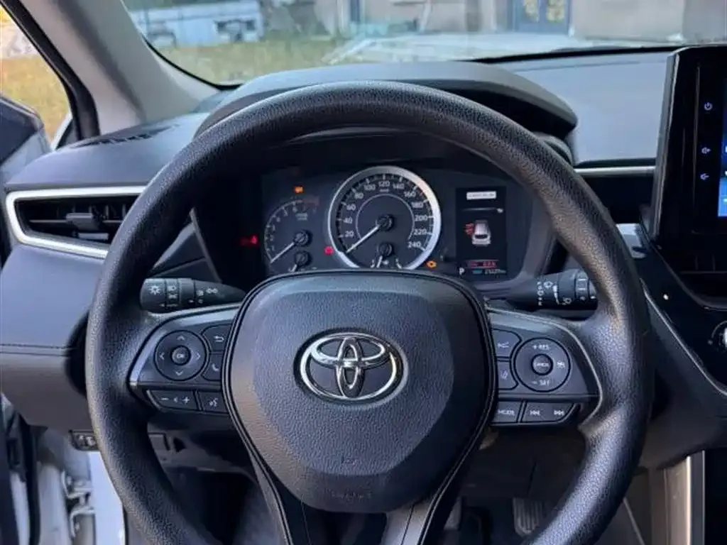 Toyota Corolla Cross 2022 из CN, фото 6