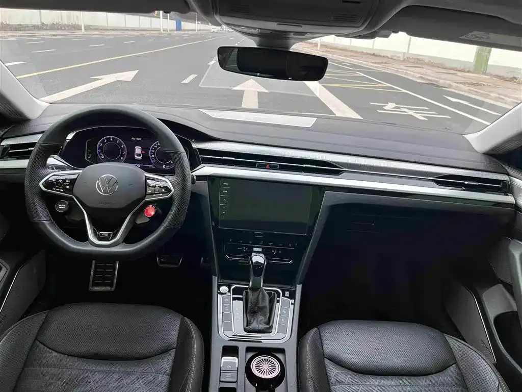Volkswagen CC 2025 из CN, фото 9