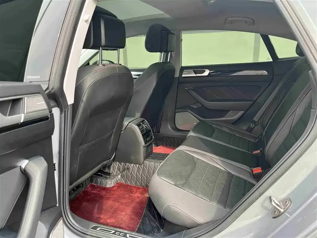 Volkswagen CC 2025 из CN, фото 2