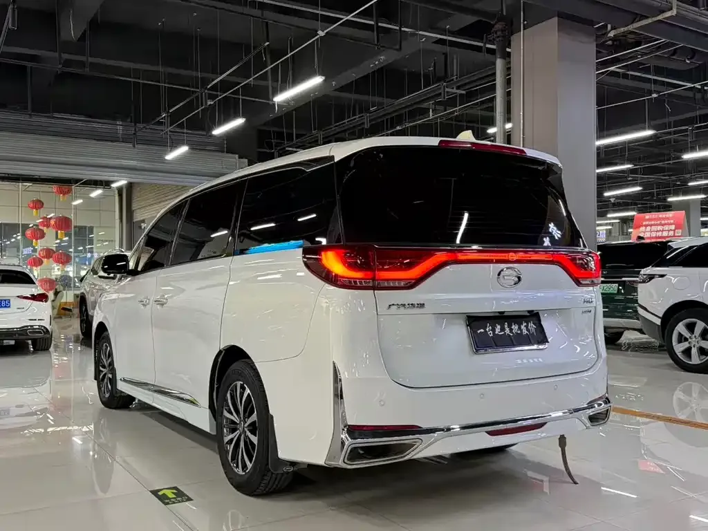 GAC Motor Trumpchi M8 — фото 10