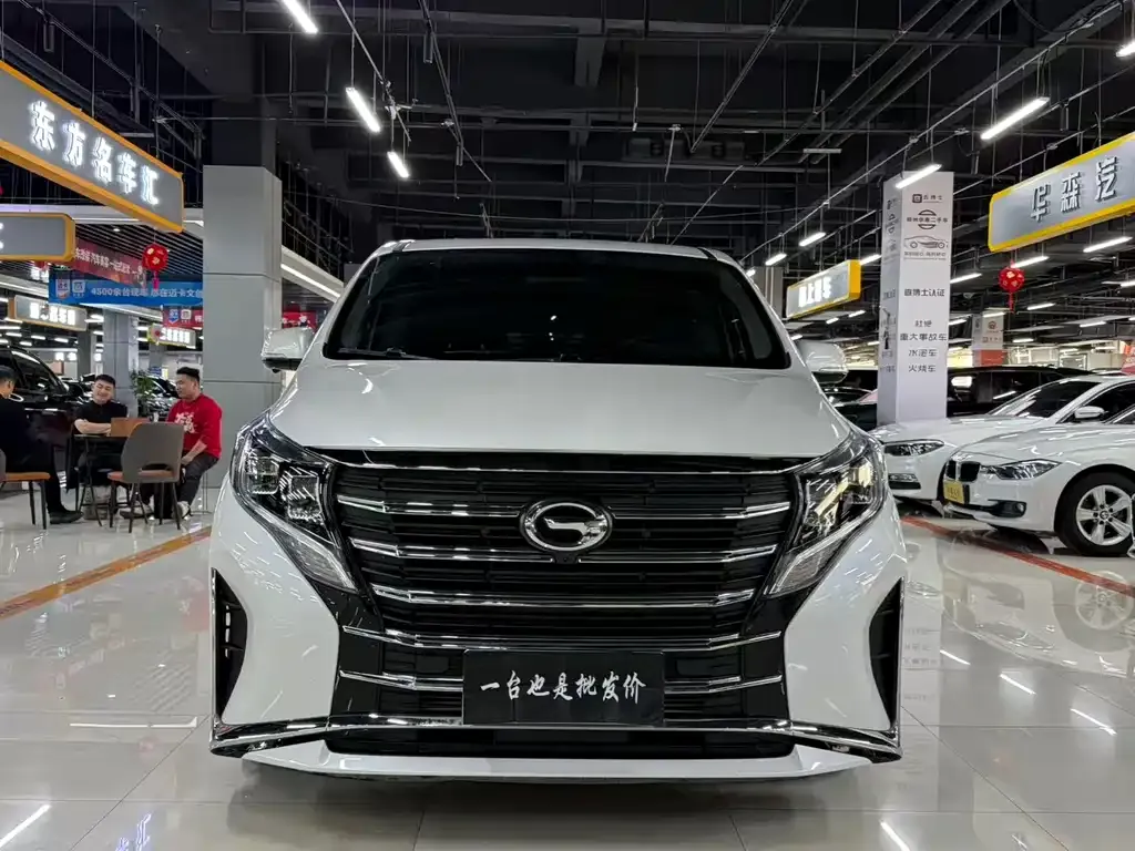 GAC Motor Trumpchi M8 — фото 4