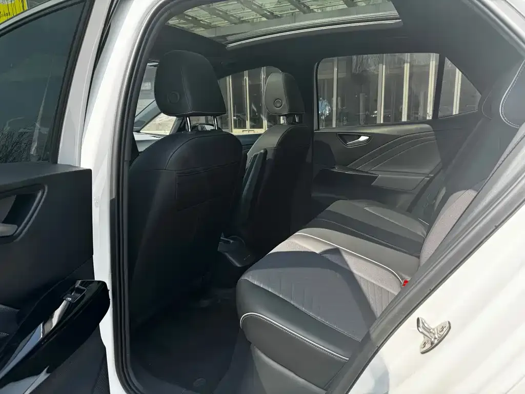 Volkswagen ID.3 2025 из CN, фото 3