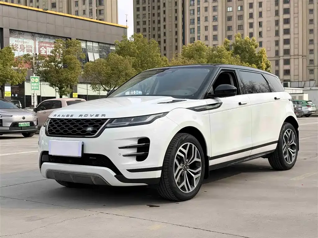 Land Rover Evoque — фото 1