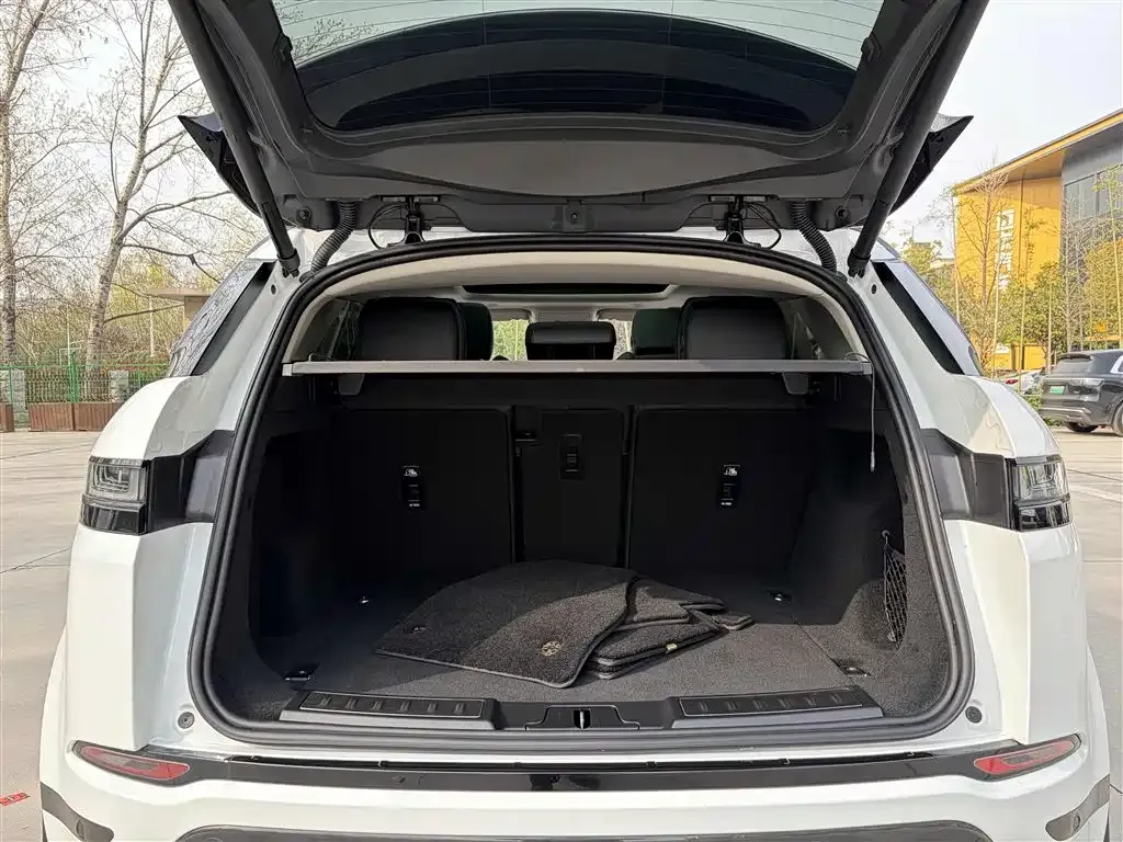 Land Rover Evoque — фото 10