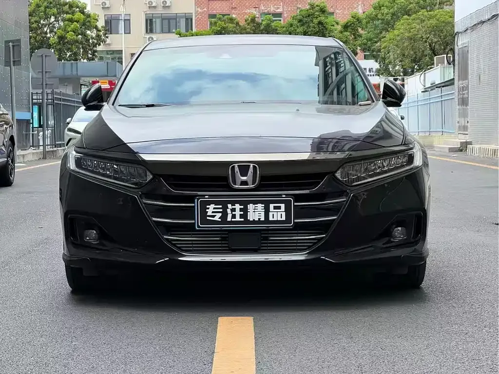 Honda Accord — фото 6