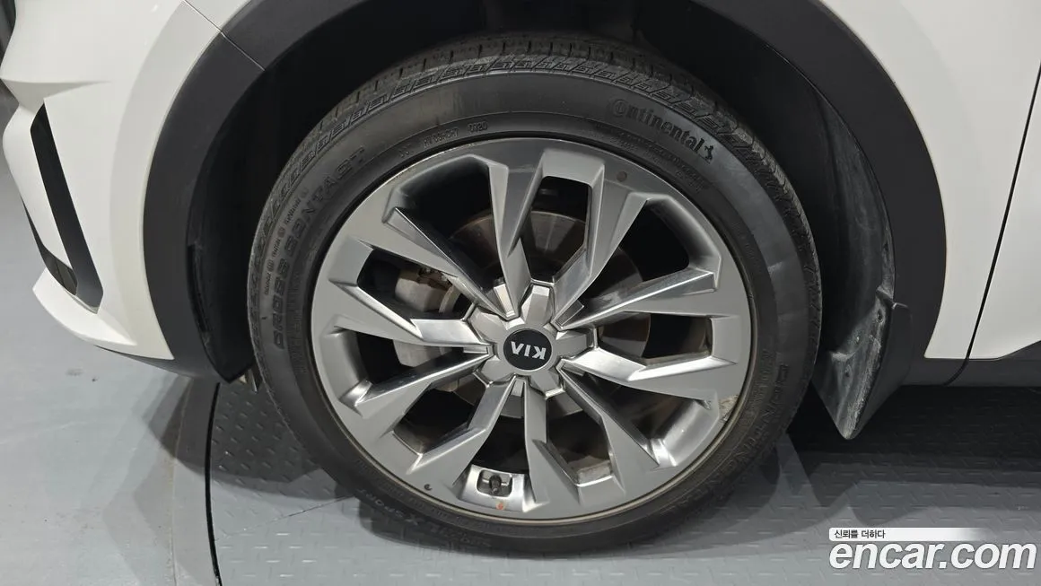 Kia Sorento — фото 10