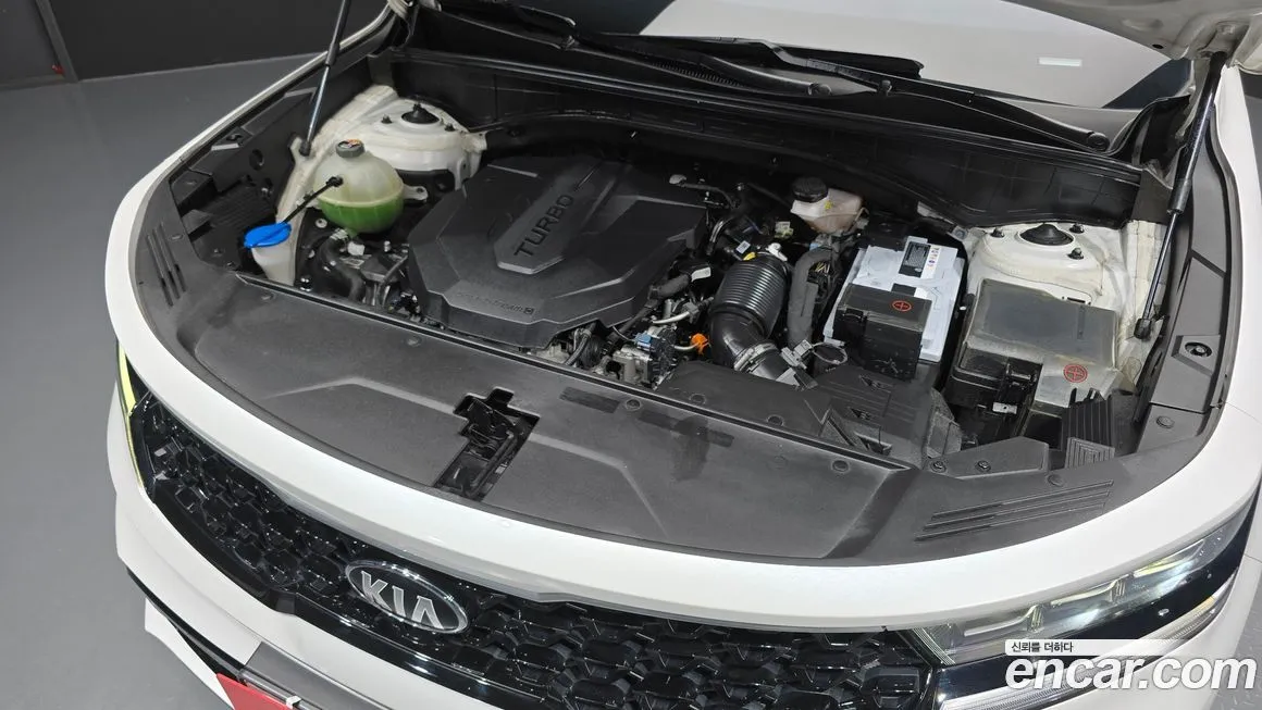 Kia Sorento — фото 7