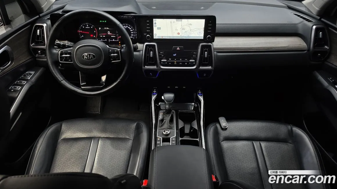 Kia Sorento — фото 5