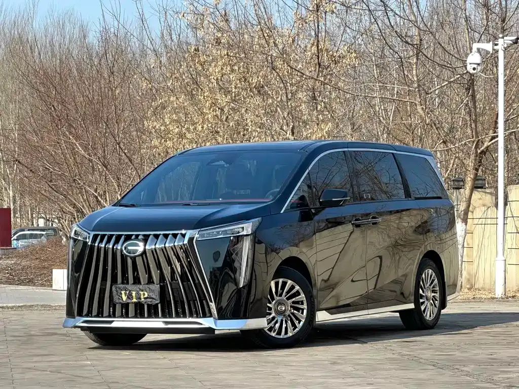 GAC Motor Trumpchi M8 — фото 1