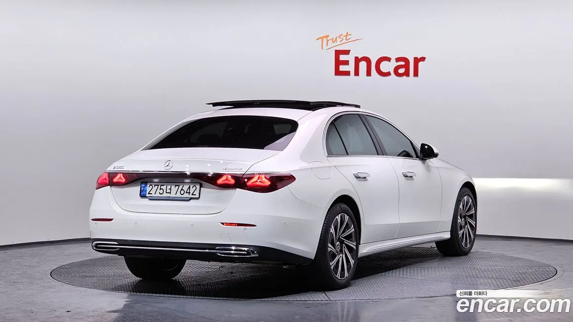 Mercedes-Benz E-Class 2024 из KR, фото 8