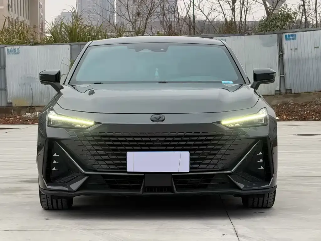 Changan UNI-V 2023 из CN, фото 4