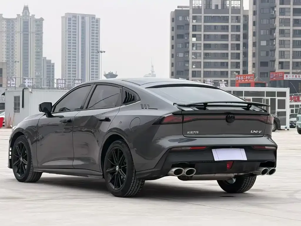 Changan UNI-V 2023 из CN, фото 2