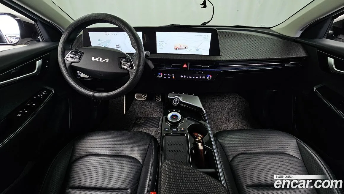 Kia EV6 — фото 10