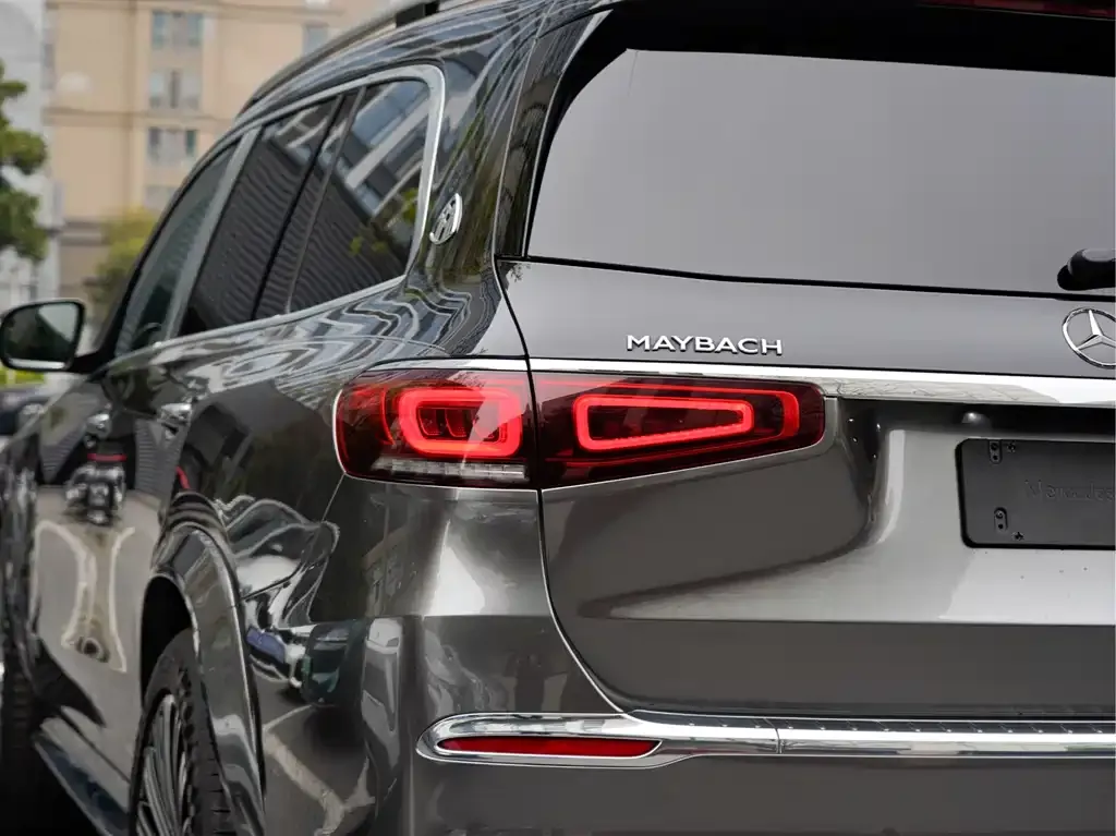 Mercedes-Benz GLS — фото 10