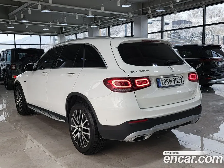 Mercedes-Benz GLC-Class 2021 из KR, фото 2