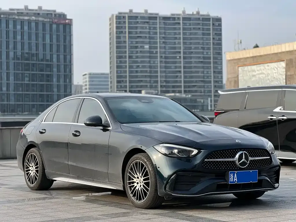 Mercedes-Benz C-Class — фото 10