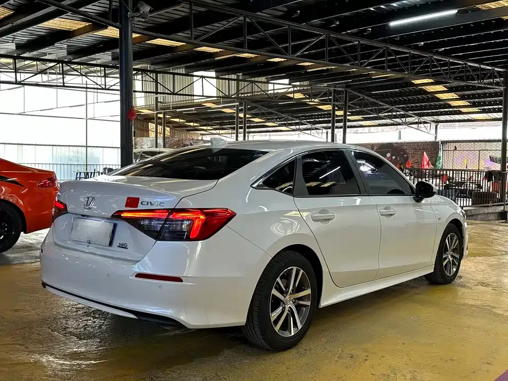 Honda Civic — фото 6