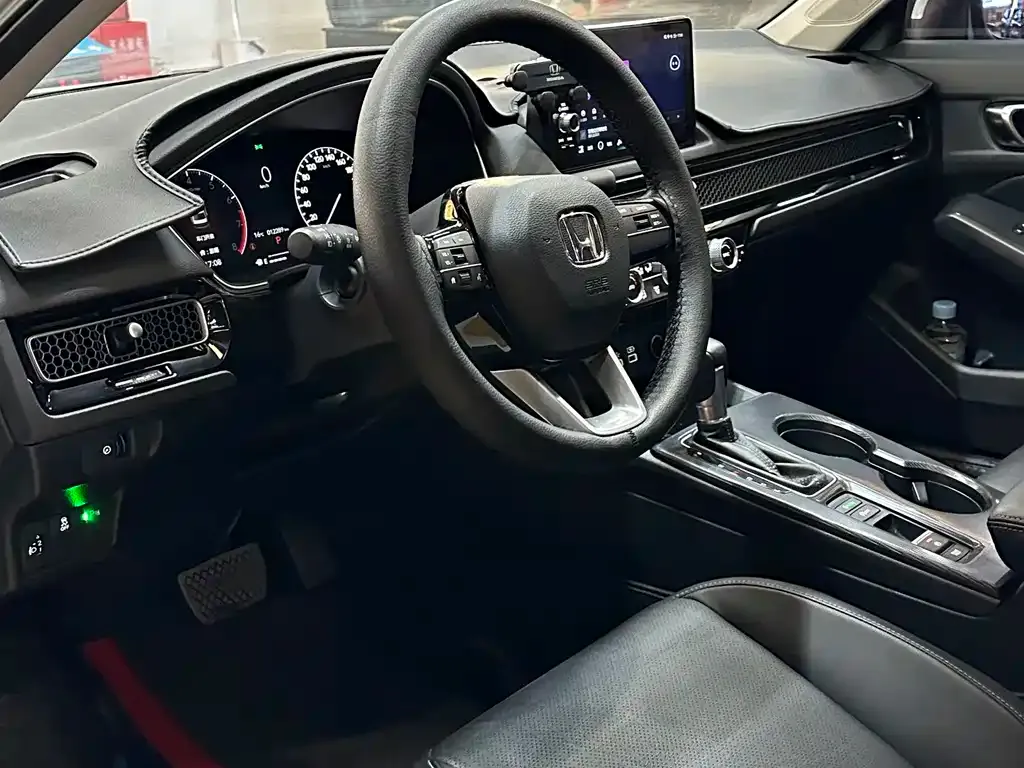 Honda Civic — фото 8