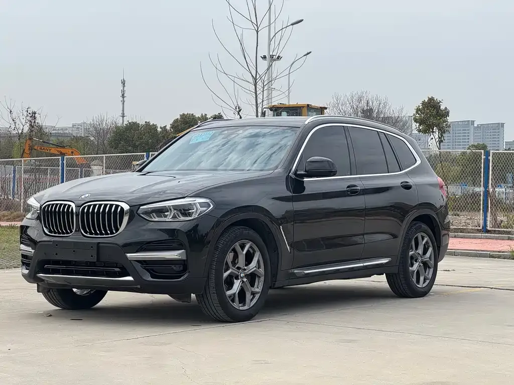 BMW X3 — фото 1