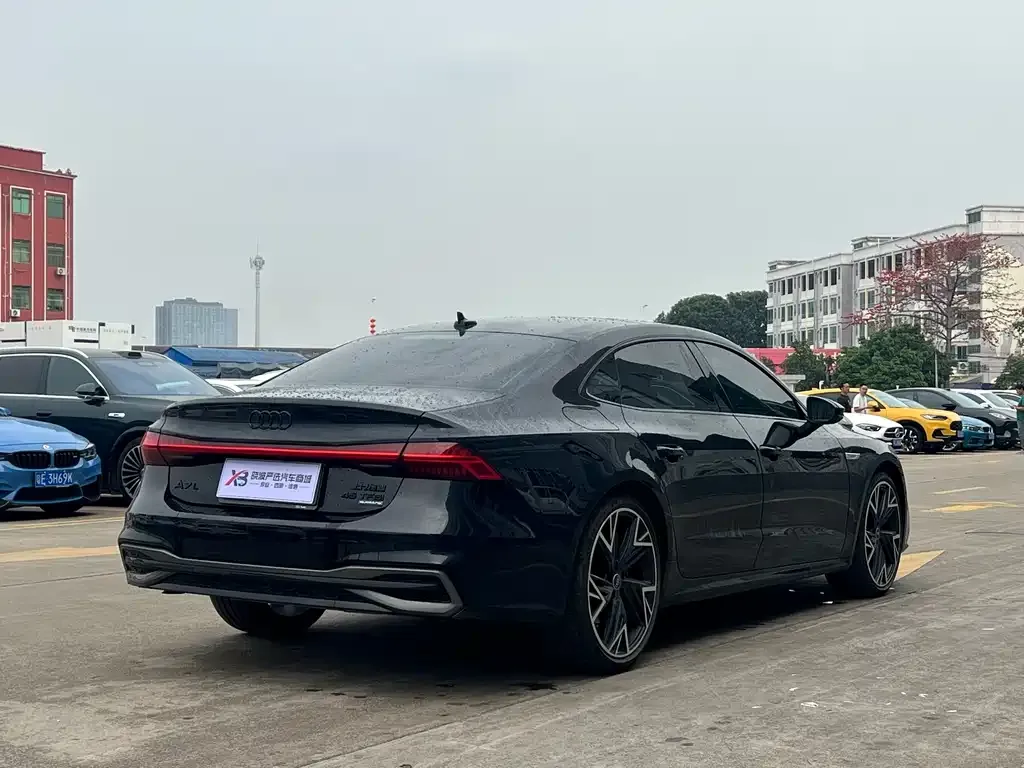 Audi A7L — фото 4