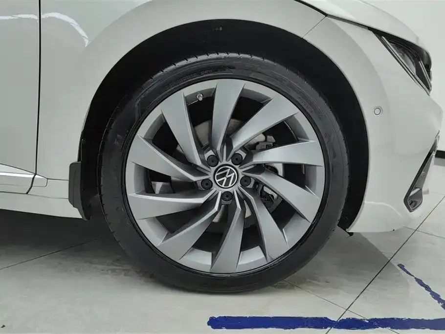 Volkswagen CC 2024 из CN, фото 6