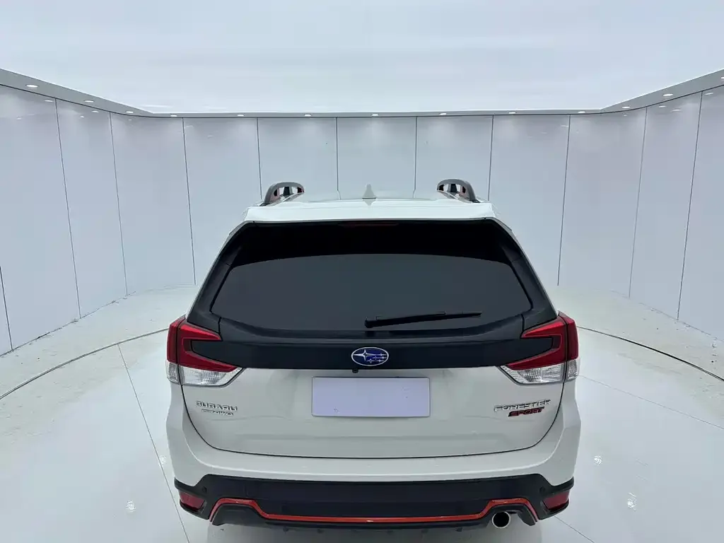 Subaru Forester 2022 из CN, фото 5