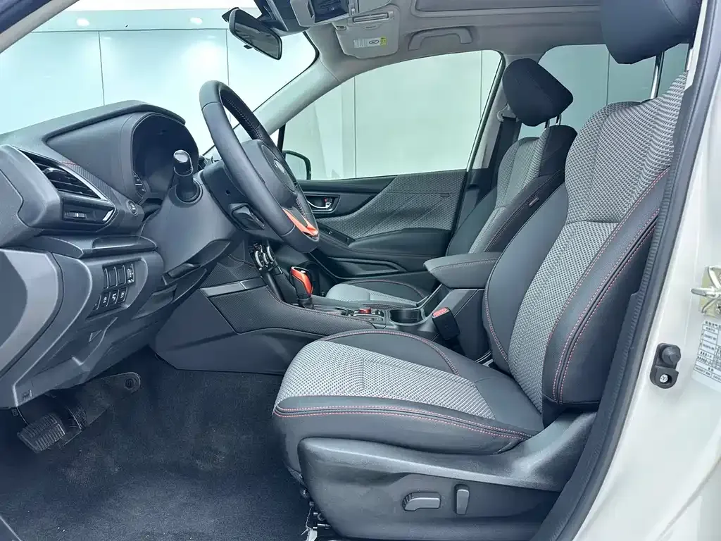 Subaru Forester 2022 из CN, фото 10