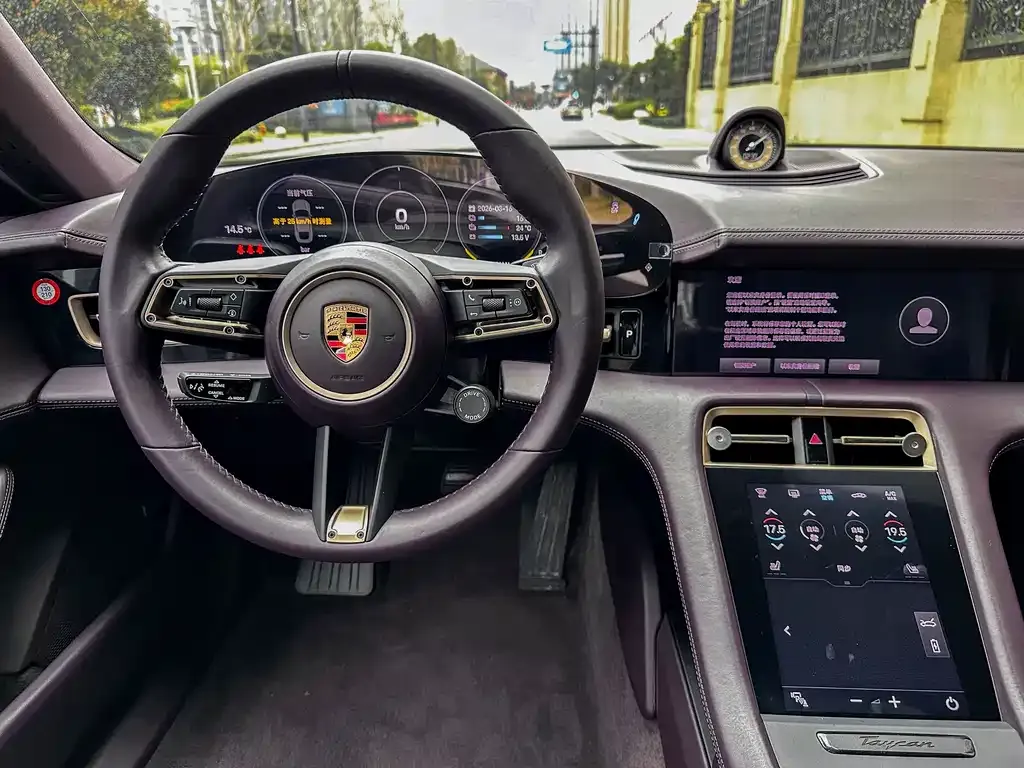 Porsche Taycan 2023 из CN, фото 9