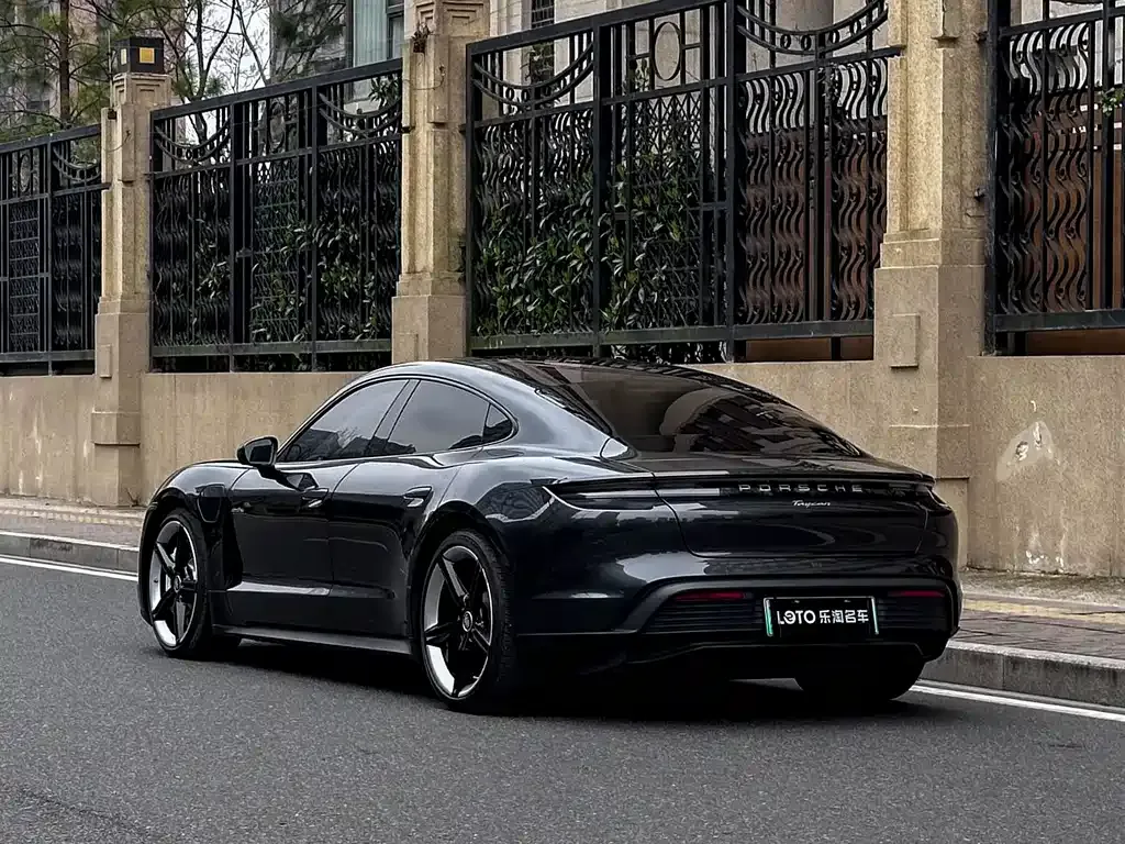 Porsche Taycan 2023 из CN, фото 3