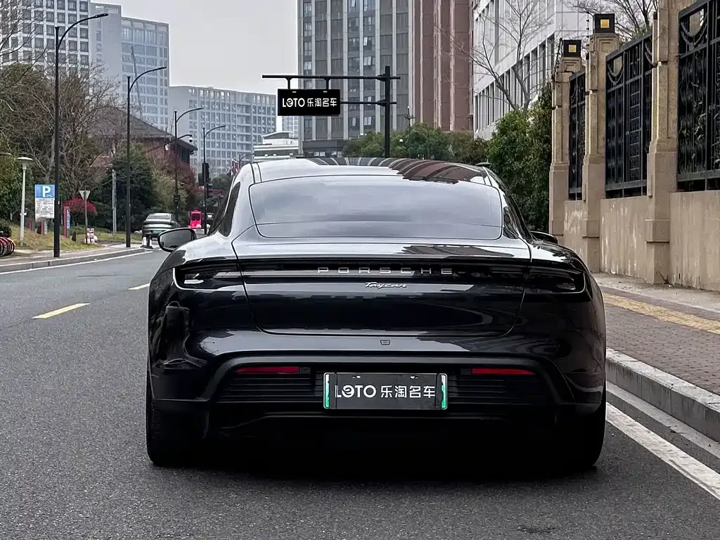 Porsche Taycan 2023 из CN, фото 4