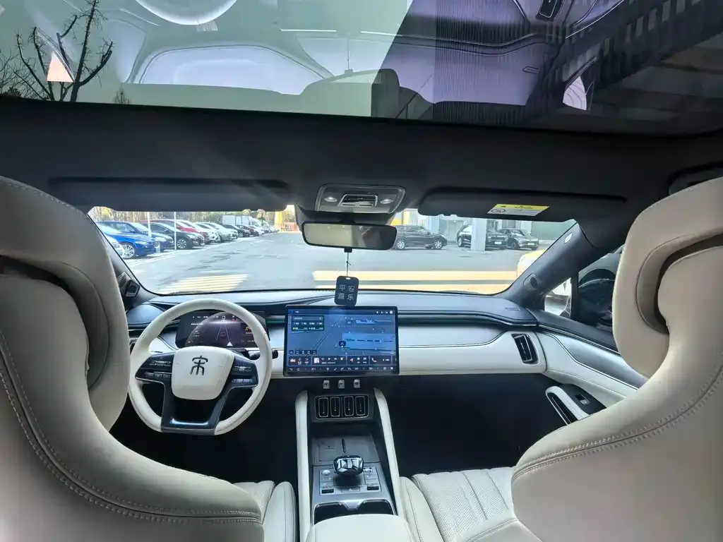 BYD L EV 2024 из CN, фото 7