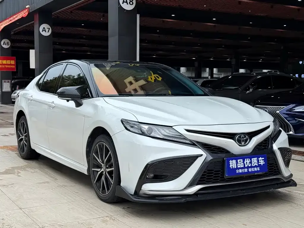 Toyota Camry 2022 из CN, фото 10