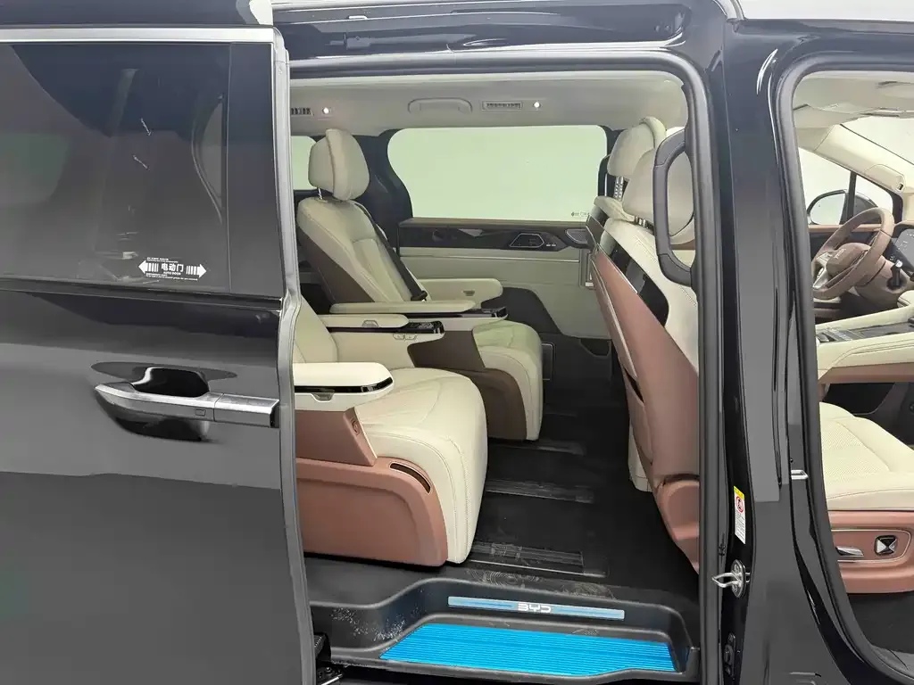 BYD Xia 2025 из CN, фото 10