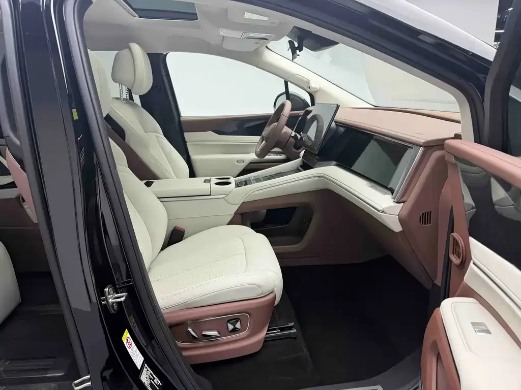 BYD Xia 2025 из CN, фото 6